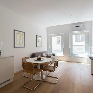Apartment Meravigli 16 - B - Duomo Center Elegant, Milan